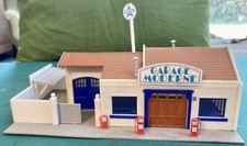 Mkd garage moderne d'occasion  Pléneuf-Val-André