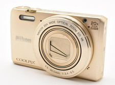 Near mint nikon d'occasion  Expédié en Belgium