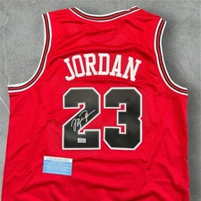 Maglia michael jordan usato  Spedire a Italy