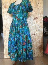 Robe midi fleurie d'occasion  Pont-sur-Yonne