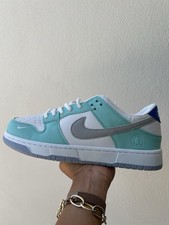 Shoes scarpe nike usato  Torricella