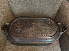 Cast Iron Lodge 10qt. Freidora de pescado/tapa de imagen de pato Sportsman's Deep 3093 4" de profundidad segunda mano  Embacar hacia Mexico