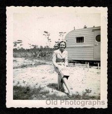 TOCO DE ÁRVORE FEMININA? JAQUETA SAIA CASA TRAILER CASA MÓVEL CASA FOTO ANTIGA/VINTAGE- E35 comprar usado  Enviando para Brazil