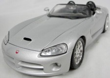 Brinquedo miniatura colecionável de metal fundido Dodge Viper prata escala 1/24 Maisto comprar usado Brinquedo miniatura colecionável de metal fundido Dodge Viper prata escala 1/24 Maisto comprar usado  Enviando para Brazil