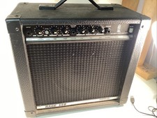 Amplificador amplificador de guitarra Peavey Rage 158 Transtube 15 watts estado sólido azul Marvel comprar usado  Enviando para Brazil