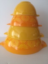 Vintage pyrex yellow for sale  Waterloo