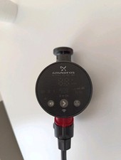 Pompa circolatore grundfos usato  Villa di Tirano