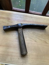 Brickies chipping hammer for sale Brickies chipping hammer for sale  BELFAST