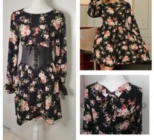 Robe noire fleurs d'occasion  Neauphle-le-Château