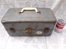 CAIXA DE EQUIPAMENTO VINTAGE UNION BAÚ WATERTITE (2 BANDEJAS) METAL CRANKBAIT PLUG CARRETEL (LIMPO) comprar usado  Enviando para Brazil