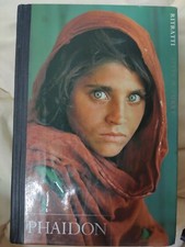 Steve mccurry ritratti usato  Montecatini Terme