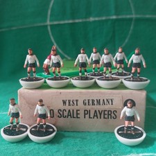 Mint subbuteo team usato  Firenze