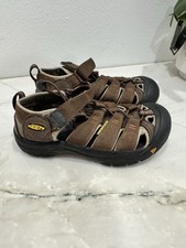 Keen newport boy for sale  Moses Lake