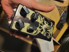 Earthquaker devices cloven for sale  Greenwood