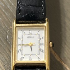 Vintage Seiko Quartzo Branco Mostrador Numeral Romano Relógio Feminino Japão Tom Dourado, usado comprar usado  Enviando para Brazil