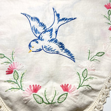 Cachecol cômoda floral azul pássaro e rosa corredor de mesa bordado à mão bainha de crochê comprar usado  Enviando para Brazil