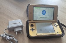 Nintendo 3DS XL Édition Zelda Or – Console révisée + Chargeur + Housse  comprar usado  Enviando para Brazil
