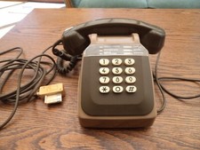Ancien telephone touches d'occasion  Voves