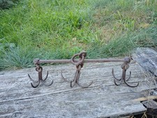 Tré ancien grappin d'occasion Tré ancien grappin d'occasion  Thueyts