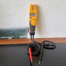 Fluke instruments 1000 for sale  Salinas