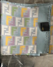 Sciarpa fendi usato  Zelbio