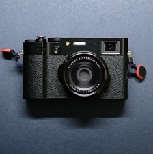 Fujifilm x100vi black d'occasion  Expédié en Belgium
