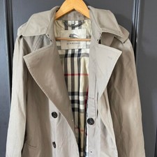 trench coat burberry comprar usado trench coat burberry comprar usado Enviando para Brazil