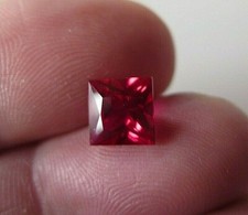 Rubis verneuil rouge d'occasion  Nantes-