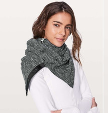 Lululemon women vinyasa for sale  New Richmond