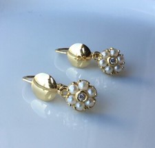 Orecchini vintage con usato  Sustinente