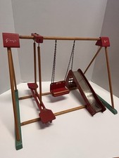 Ginny’s Gym - Conjunto de playground de bonecas - Brinquedo vintage dos anos 1950 14”x13”x17 3/4” comprar usado  Enviando para Brazil