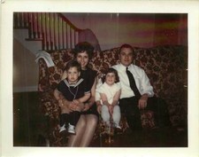 Fotografia família estilo anos 60-70 sofá roupa marinheiro  comprar usado  Enviando para Brazil