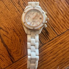 Oniss sapphire women for sale  Rock Island