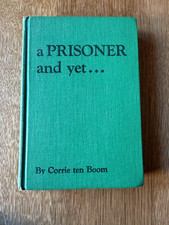 A Prisoner and yet...  - Corrie Ten Boom 1947 1st HC - SIGNED comprar usado A Prisoner and yet...  - Corrie Ten Boom 1947 1st HC - SIGNED comprar usado  Enviando para Brazil