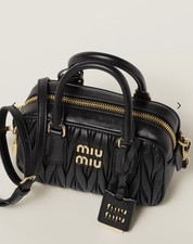Sac main miu d'occasion  Lesparre-Médoc