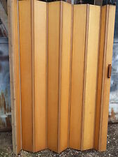 Porta soffietto legno usato  Ocre