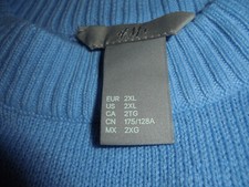 Magnifique pull bleu d'occasion  Peymeinade
