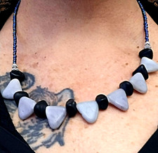 Collana blu taglie usato  Torino