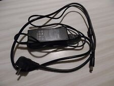 Chargeur adaptateur ordinateur d'occasion  Aiffres