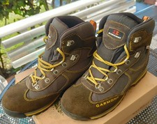 Scarponi trekking garmont usato  Firenze