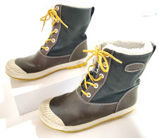Keen elsa boots for sale  Pocatello