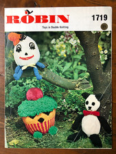 Robin 1719 knitting for sale  HYDE