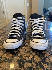 Size womens converse for sale  Corpus Christi