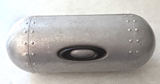 * Óculos de sol Oakley grande metal alumínio cofre estojo pílula torpedo 7"x2.5" comprar usado * Óculos de sol Oakley grande metal alumínio cofre estojo pílula torpedo 7"x2.5" comprar usado  Enviando para Brazil