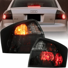 Kit luci posteriori usato  Spedire a Italy