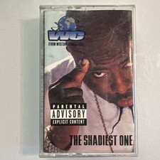 The shadiest one d'occasion  Expédié en Belgium