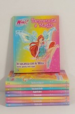 Winx club cartonati usato  Forli