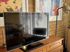 Panasonic viera lcd for sale  LONDON