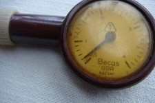 Ddr luftdruckmesser autoreifen gebraucht kaufen Ddr luftdruckmesser autoreifen gebraucht kaufen  Falkenstein