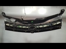 Calandre opel astra d'occasion  Fosses